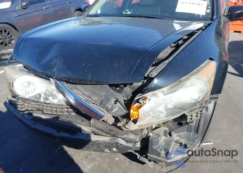 2011 Honda Accord 2.4 Se z USA, uszkodzony, nr VIN 1HGCP2F66BA106273